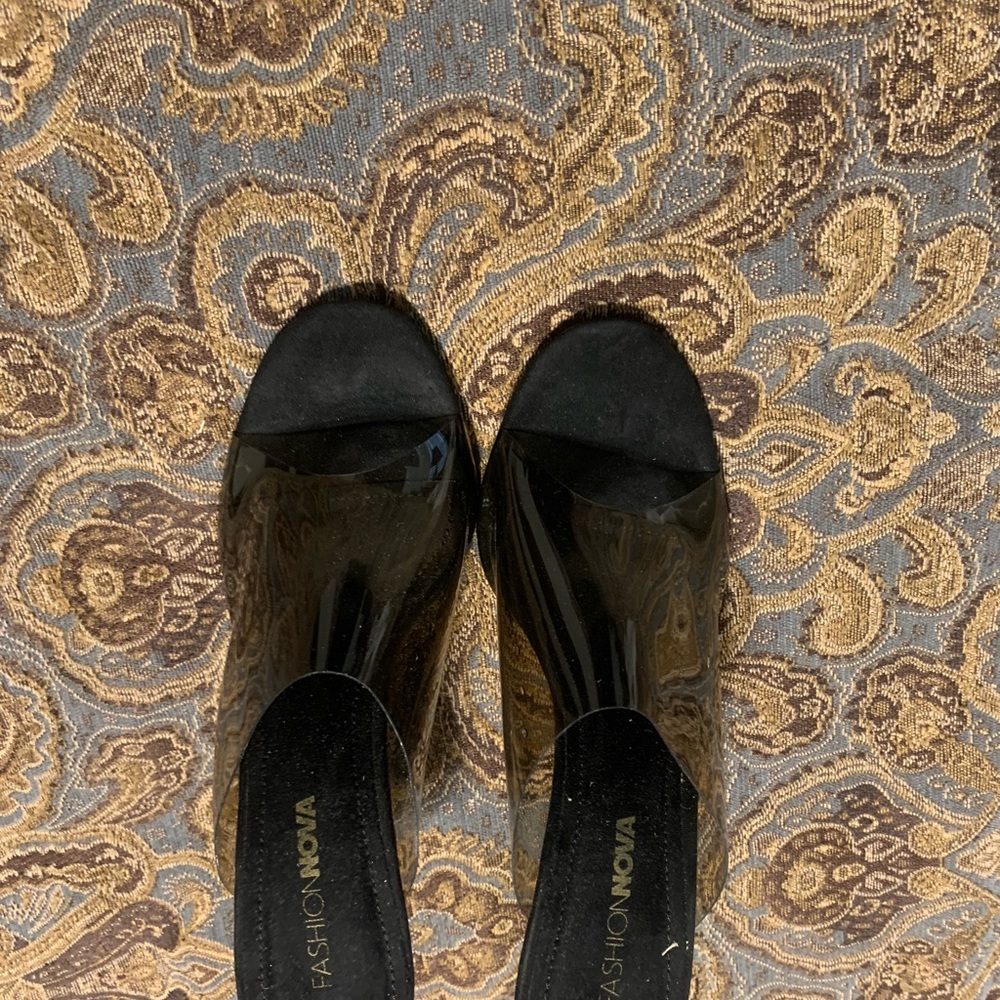 Fashion Nova Glossy Black Mules
